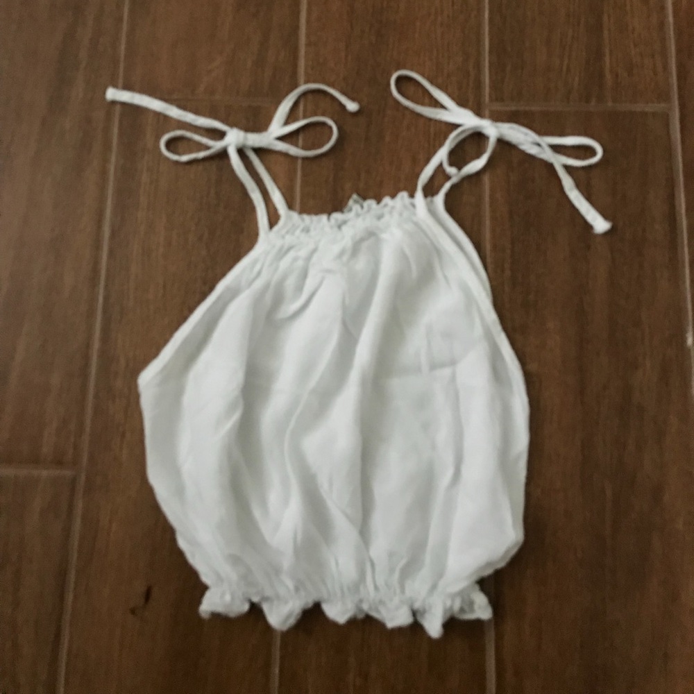 Brandy Melville Crop top